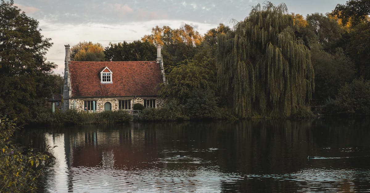 Comparing Clay Tile Roofing to Other Roofing Materials